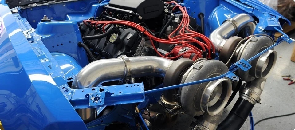 ������������ Twin Turbo: ������� ������ � ������������ | ��������